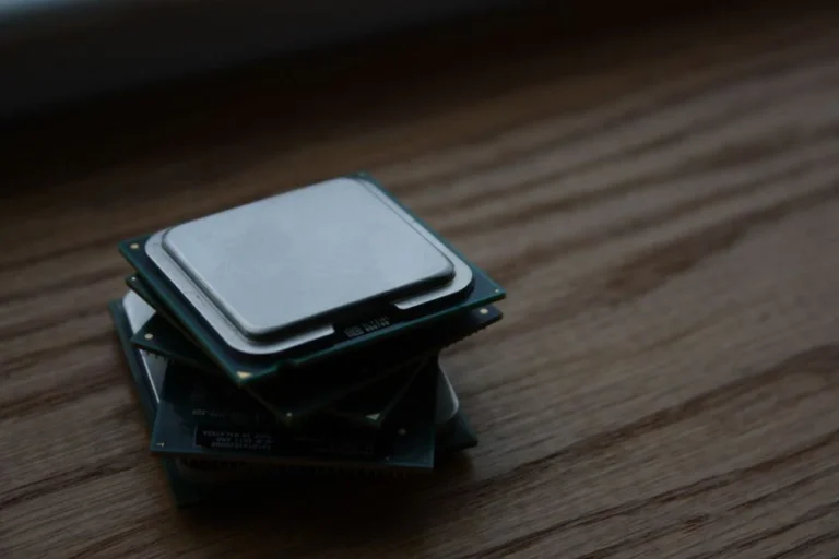12 PC Rakitan High-End Terbaik untuk Gaming dan Kreator 2026