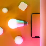 Worth It Gak Sih Ganti Lampu Biasa ke Lampu Pintar? Ini Pertimbangannya