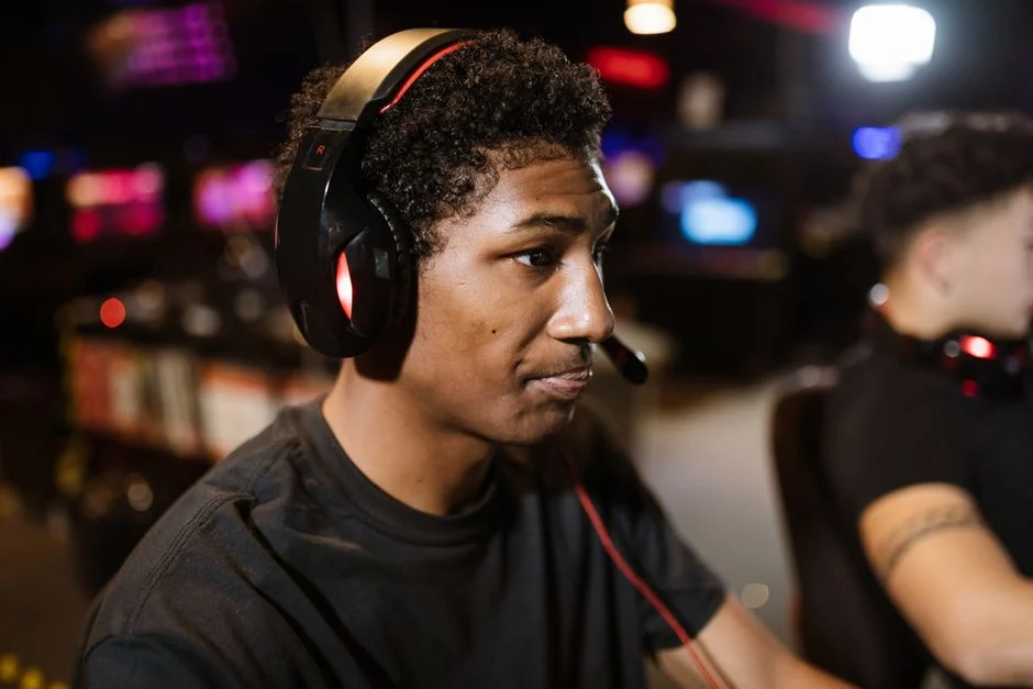 10 Headset Gaming Terbaik 2026 untuk Competitive Gaming